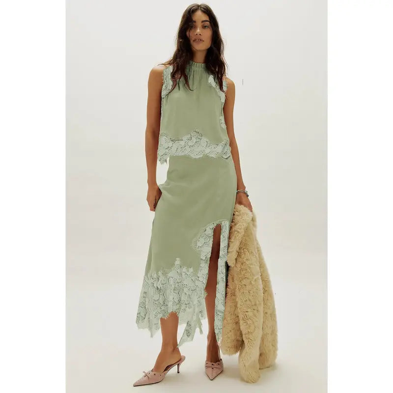✨ Women’s 2-Piece Satin Lace Set – Sleeveless Crop Top & A-Line Skirt