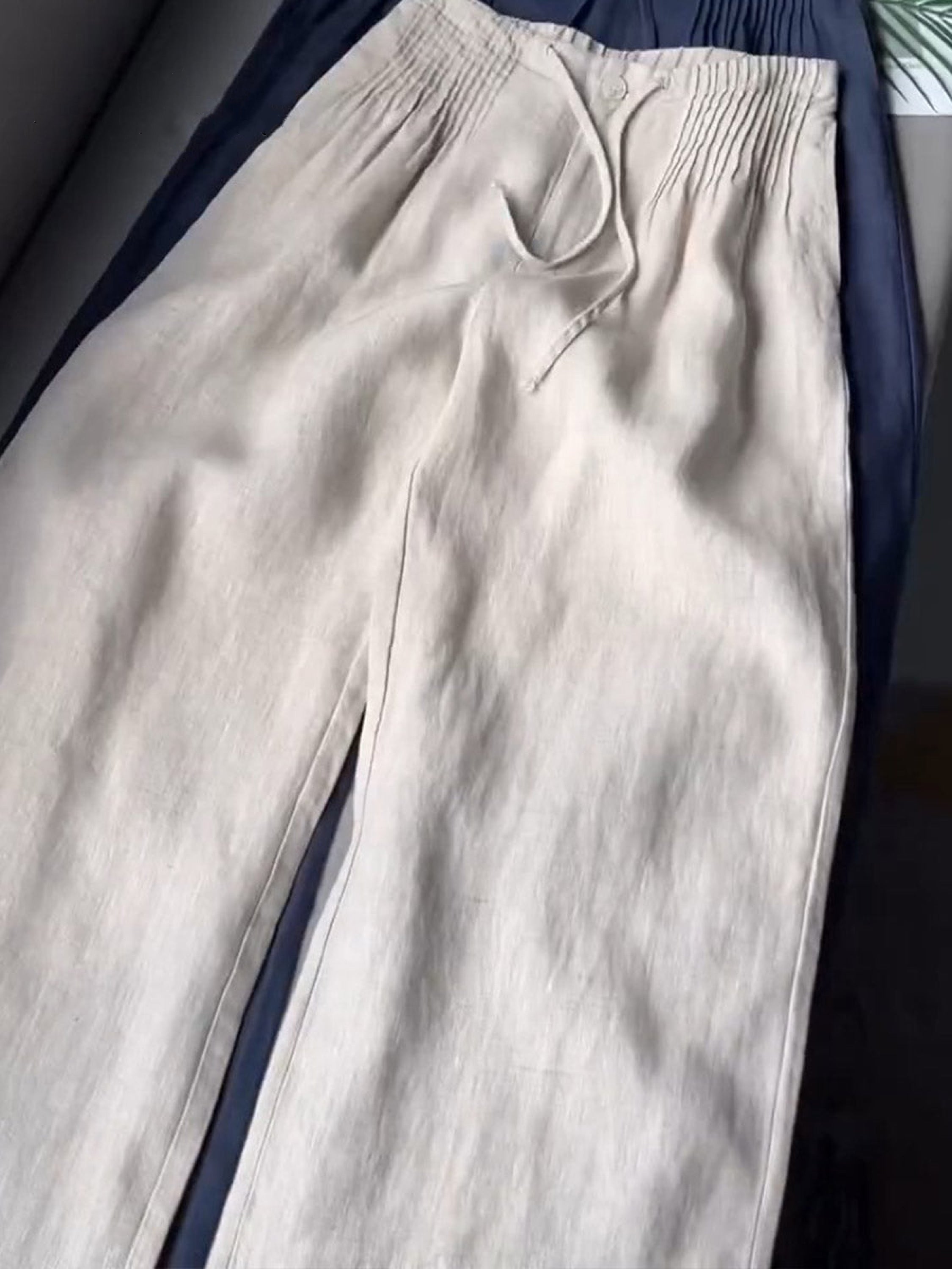 🔥 Solid Color Cotton Linen Wide-Leg Pants 👖🌿 Pleated Loose Style