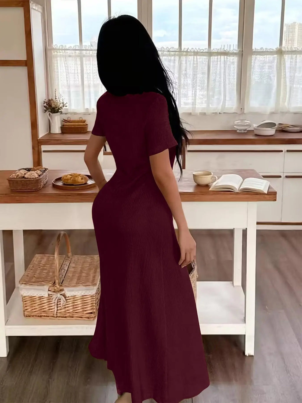 ✨ Women’s Slim Fit Ruched Dress – Casual & Chic