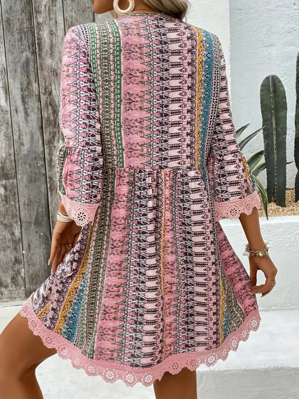 🌷🌷Lace Trim Printed V-Neck 3/4 Sleeve Dress（S-5XL）