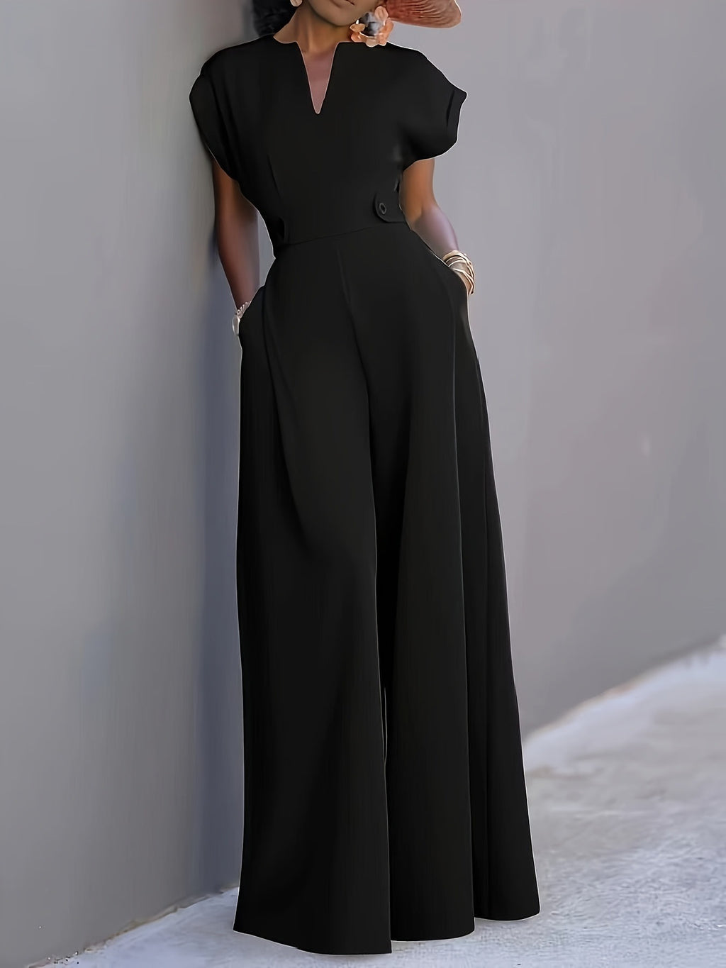 ☀️👗 Women’s Chic V-Neck Wide-Leg Overall – Minimalist Summer Outfit