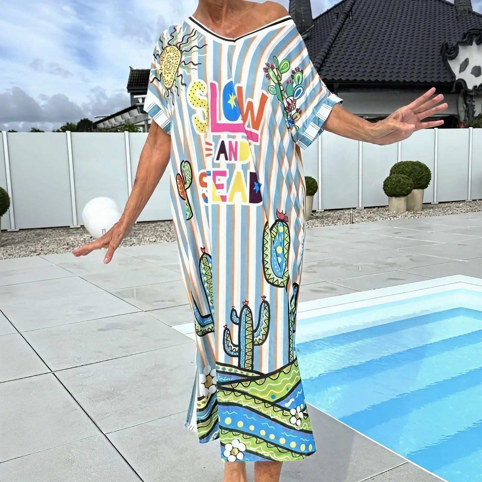 🌸Dress with Artistic Prints and a Loose Fit