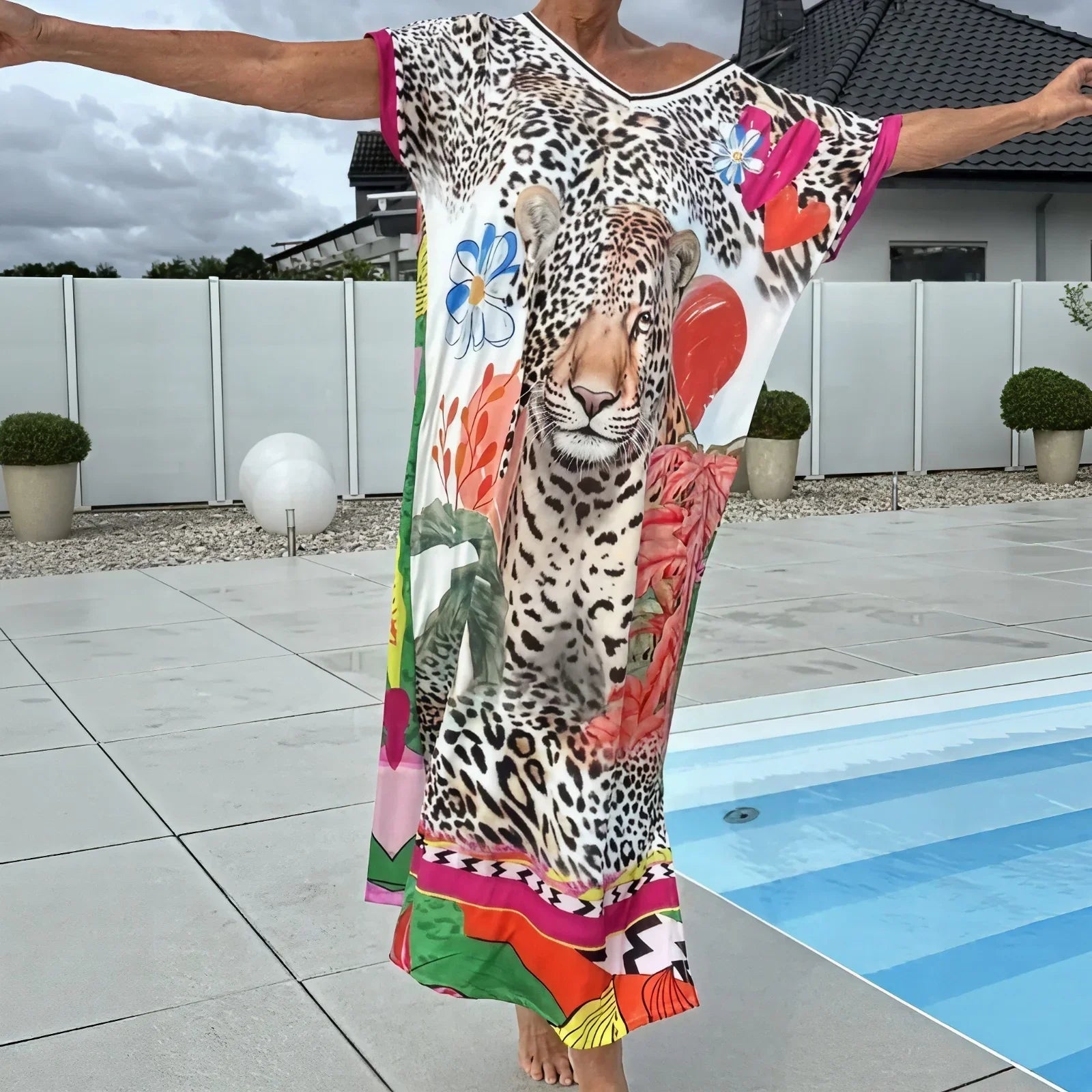 🌸Dress with Artistic Prints and a Loose Fit