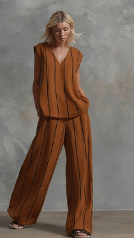 🌷🌷Women’s Sleeveless Striped Top and Full-Length Pants Set