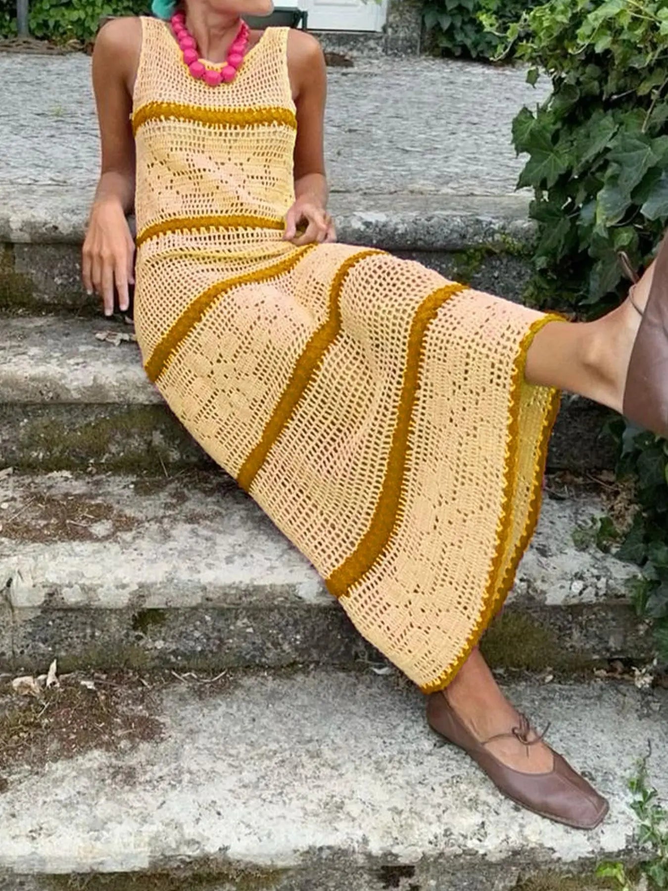 Women's Colorblock Crochet Sweater Dress, Casual Sleeveless Fitted Knitwear for Summer, Fashion Women's Clothing for Daily Wear, Womenswear, Piece